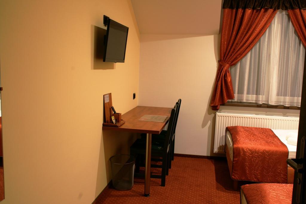 Hotel Kuznia Oberza Polska Łysomice Cameră foto